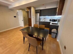 Dining - Downtown location in Ulaanbaatar- Next to Shangri-La "URBAN TOWER" (Ulaanbaatar)