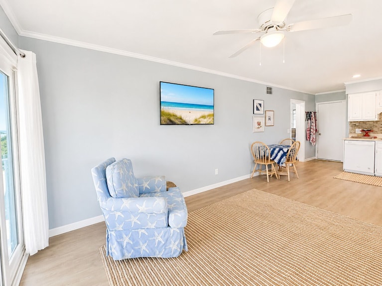 Southwinds D18 - Oceanfront Condo - Morehead City, NC