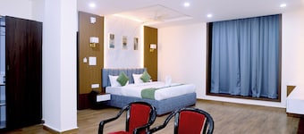 Grand Meridian Hotel & Restaurant