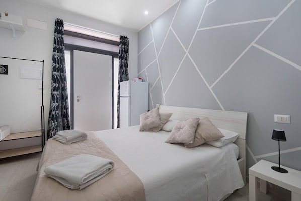 WiFi, bed sheets - Holiday Home 'La Casetta 21' with Wi-Fi and Air Conditioning (Bari)