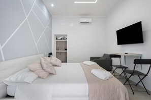 WiFi, bed sheets - Holiday Home 'La Casetta 21' with Wi-Fi and Air Conditioning (Bari)