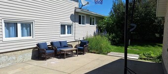 Snow's family friendly backyard oasis. YEG Airport.