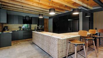 Casa, 5 habitaciones, vista a la montaña | Cocina privada