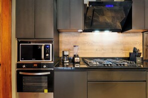 House, Patio, Mountain View | Private kitchen