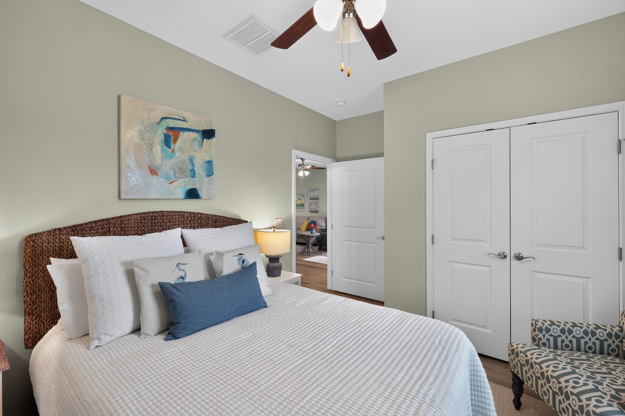 2 bedrooms, WiFi, bed sheets