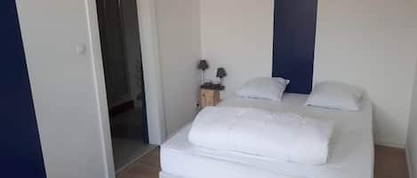 1 Schlafzimmer, Bügeleisen/Bügelbrett, WLAN