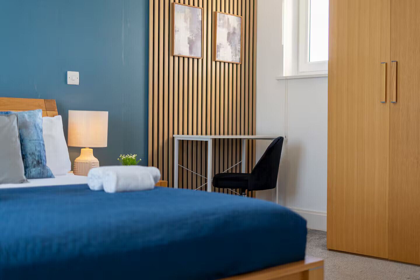 2 bedrooms, iron/ironing board, free WiFi, bed sheets