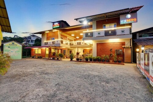 Hotel Iceberg Mahabaleshwar Venna Lake 