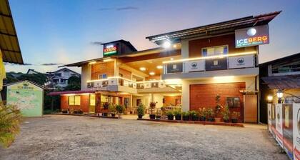 Hotel Iceberg Mahabaleshwar Venna Lake