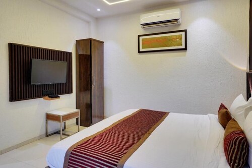 Hotel Iceberg Mahabaleshwar Venna Lake 