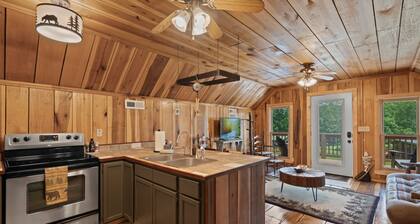 The Lodge at Cloudland with a private pool!