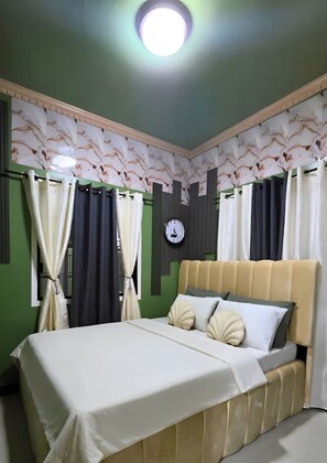 WiFi, bed sheets - Transient House for Families, Groups & Small Event (Davao City)