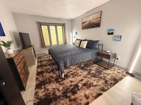 3 bedrooms, WiFi (free)