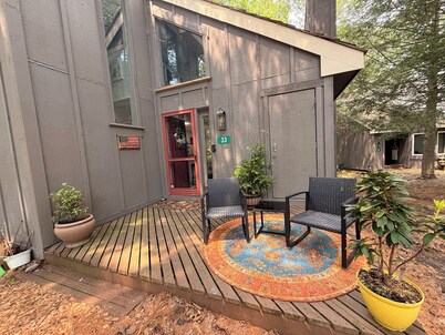 Elevation 33 | Updated 3BR Condo at Jack Frost Slopes | Snow Ridge Village with Deck & Grill