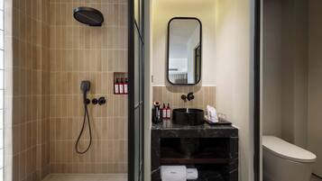 Signature Suite, Valley View | Bathroom | Rainfall showerhead, designer toiletries, hair dryer, bathrobes