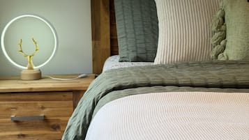 Escrivaninha, ferros/tábuas de passar roupa, Wi-Fi, roupa de cama
