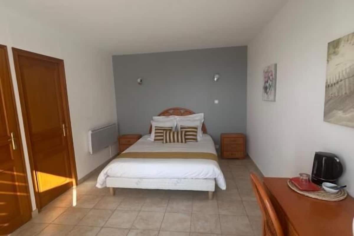Double Room, Garden View | WiFi (free)