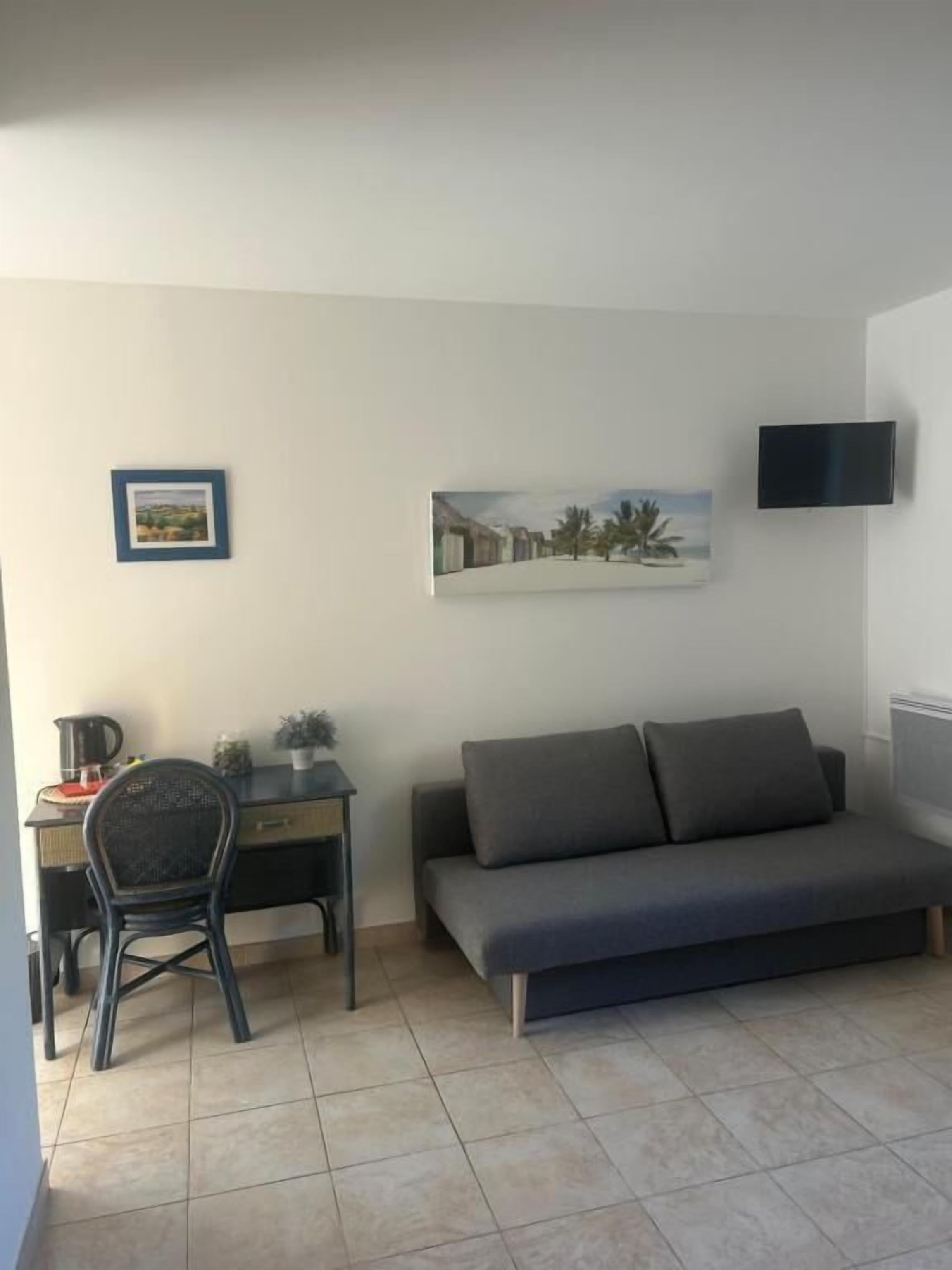 Dreibettzimmer, Gartenblick | Wohnbereich