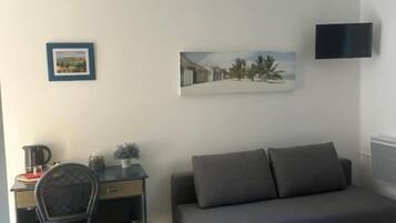 Dreibettzimmer, Gartenblick | Wohnbereich