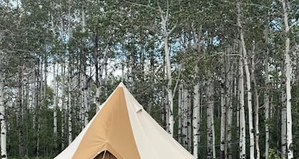 Glamping Tent! Amazing Mountain Scenery! Secure private location