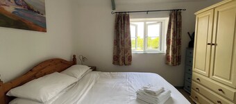 Warbler Cottage