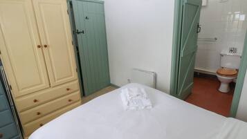 1 bedroom, WiFi (free), individually decorated, individually furnished