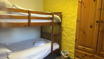 2 slaapkamers, gratis wifi, individueel gedecoreerd