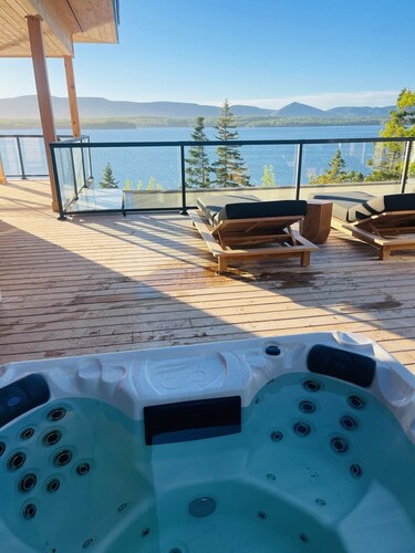 Epic Oceanfront Escape Pool,Hot tub,Sauna