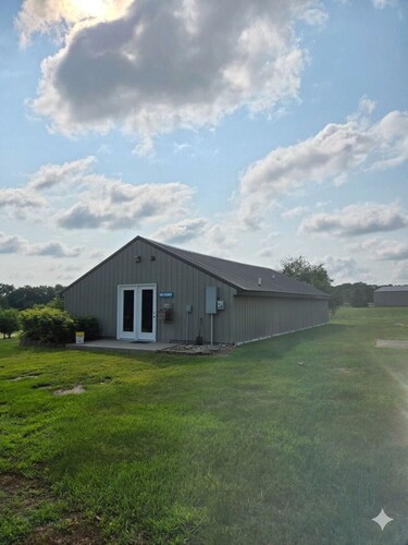 3-bedroom cabin in Big Stone City