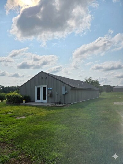 3-bedroom cabin in Big Stone City