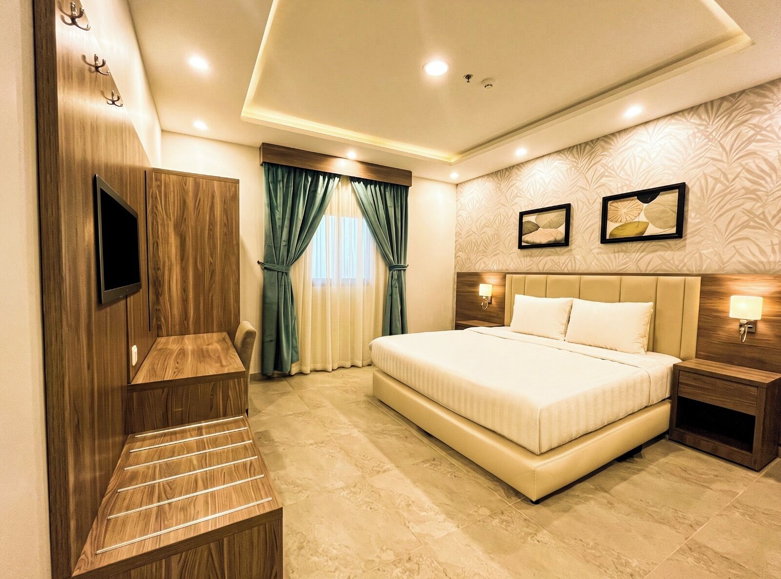Suite Deluks, 1 Tempat Tidur King | Ruang kerja ramah laptop dan Wi-Fi gratis