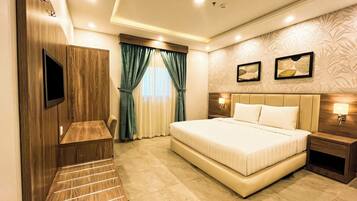 Suite Keluarga, 2 kamar tidur | Ruang kerja ramah laptop dan Wi-Fi gratis