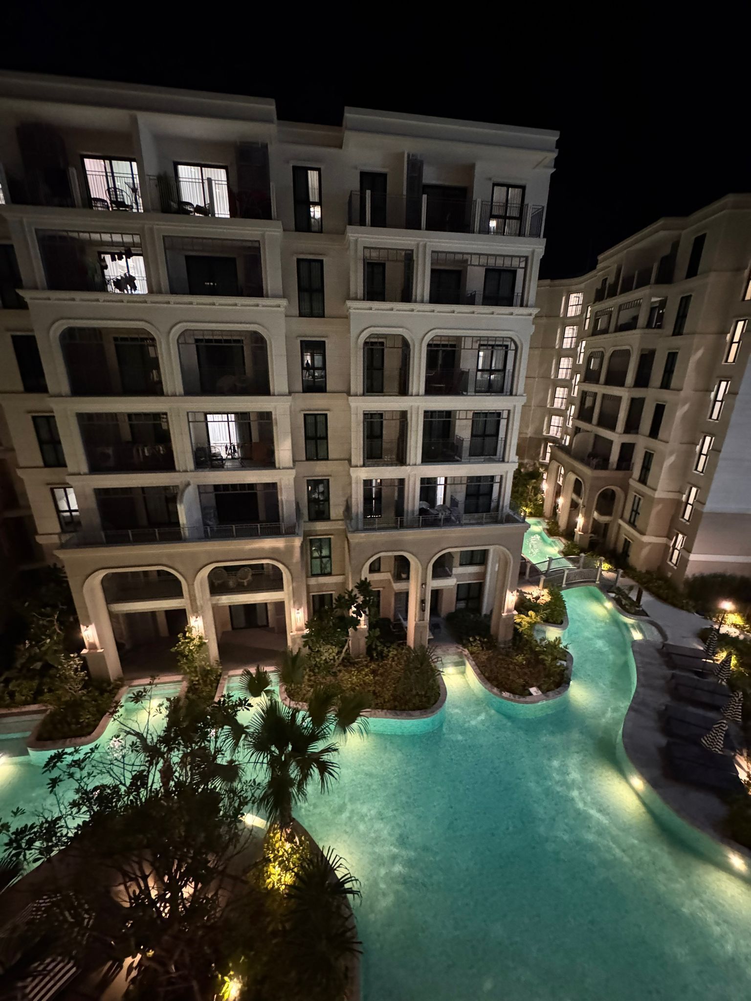 Apartemen, balkon | Eksterior