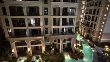 Apartemen, balkon | Eksterior