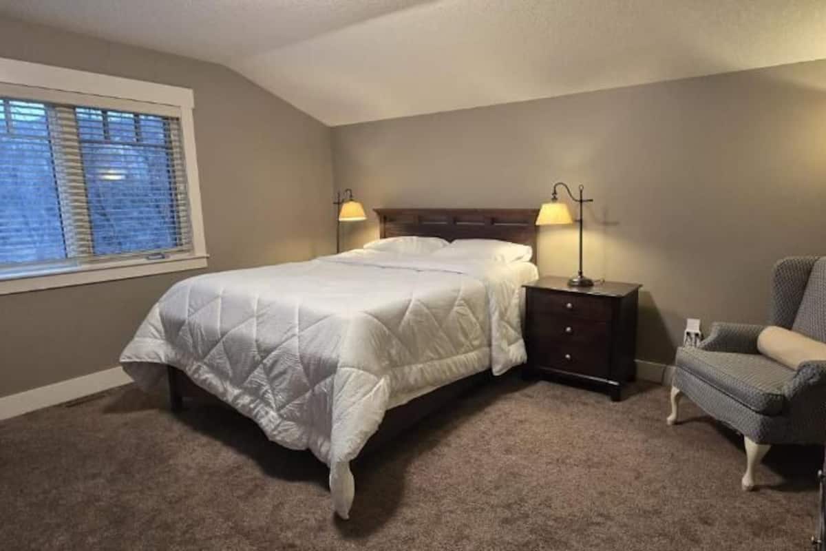 Deluxe Suite, Non Smoking, Courtyard View