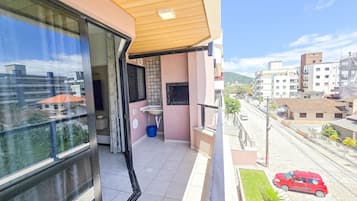 Economy Apartment | Terrace/patio