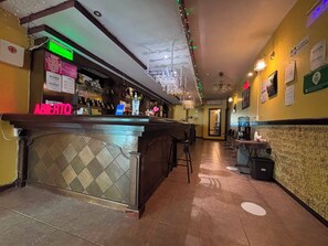 Bar (on property) - Hotelito Fiesta Caribeña (Coatzacoalcos)