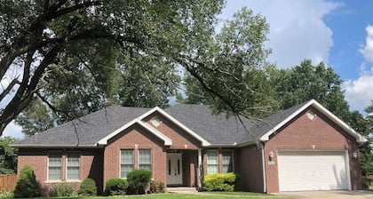 Walk to State Fairgrounds & Katy Trail, 4BR Home by Park