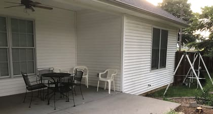Walk to State Fairgrounds & Katy Trail, 4BR Home by Park