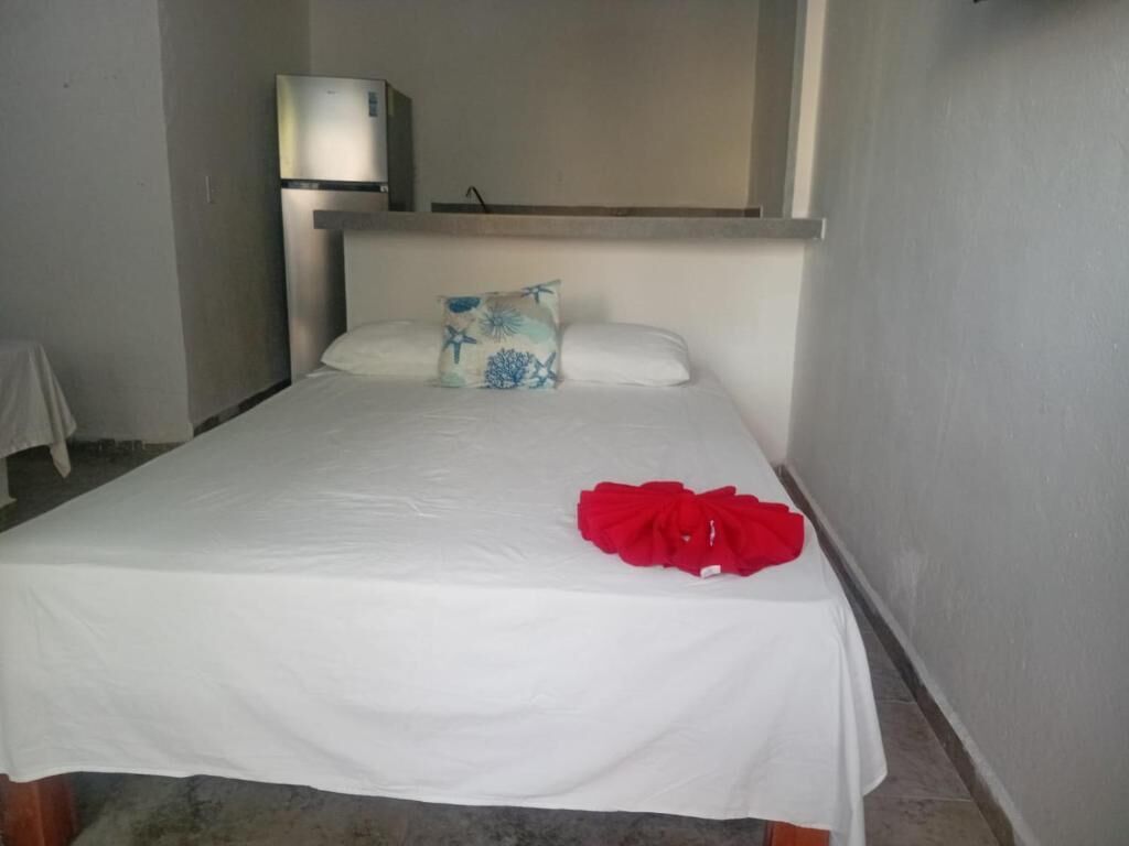 Quarto quádruplo básico | Roupa de cama