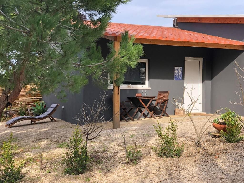 Studio Basic - 1 queensize-säng - uteplats - utsikt mot trädgården | Exteriör