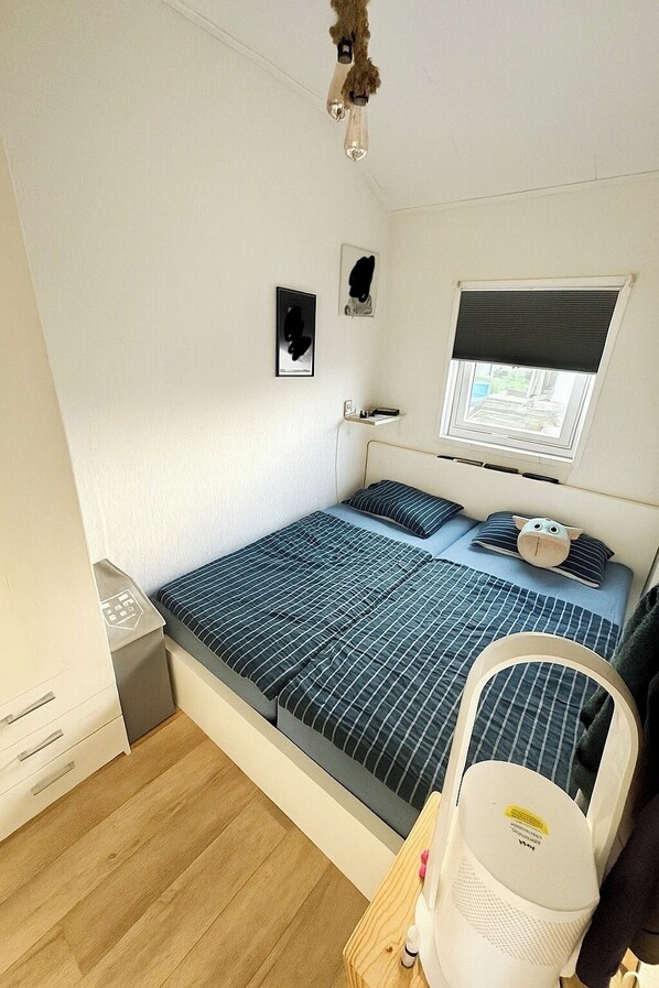 2 chambres, accès au Wi-Fi (inclus), literie fournie