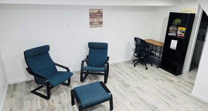 Exclusive Home Near Concordia, Patio, BBQ, Parking