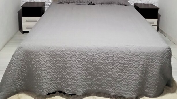 1 chambre, fer et planche à repasser, Wi-Fi, literie fournie