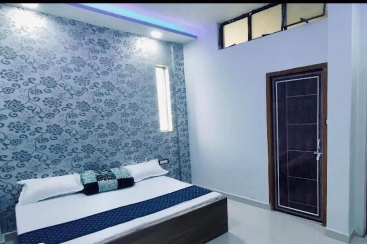Habitació doble superior, balcó, vistes a la ciutat | Wifi gratuïta 