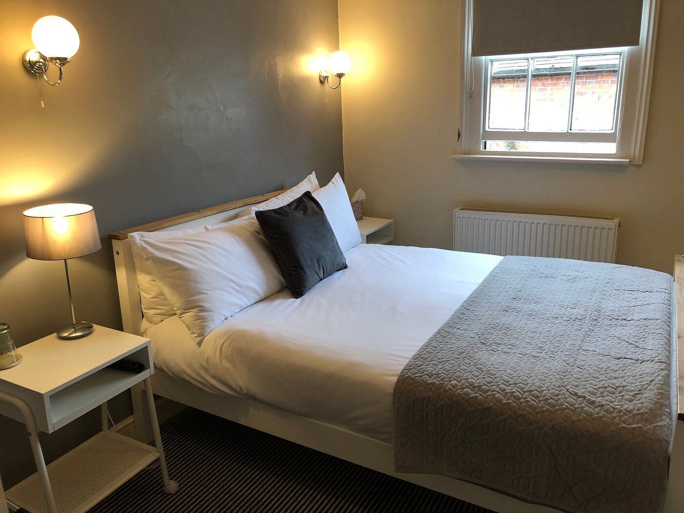 Kahden hengen premium-huone, kylpyhuone makuuhuoneen yhteydessä (CarriageRoom) | Työpöytä, ilmainen Wi-Fi