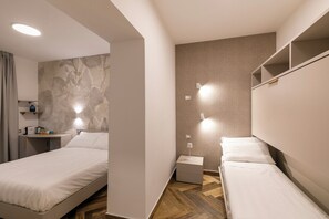 Quarto quádruplo luxo | Cofres nos quartos, quartos à prova de som