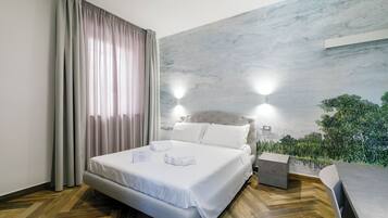 Luxury Double Room | In-room safe, soundproofing, iron/ironing board (on request), free WiFi