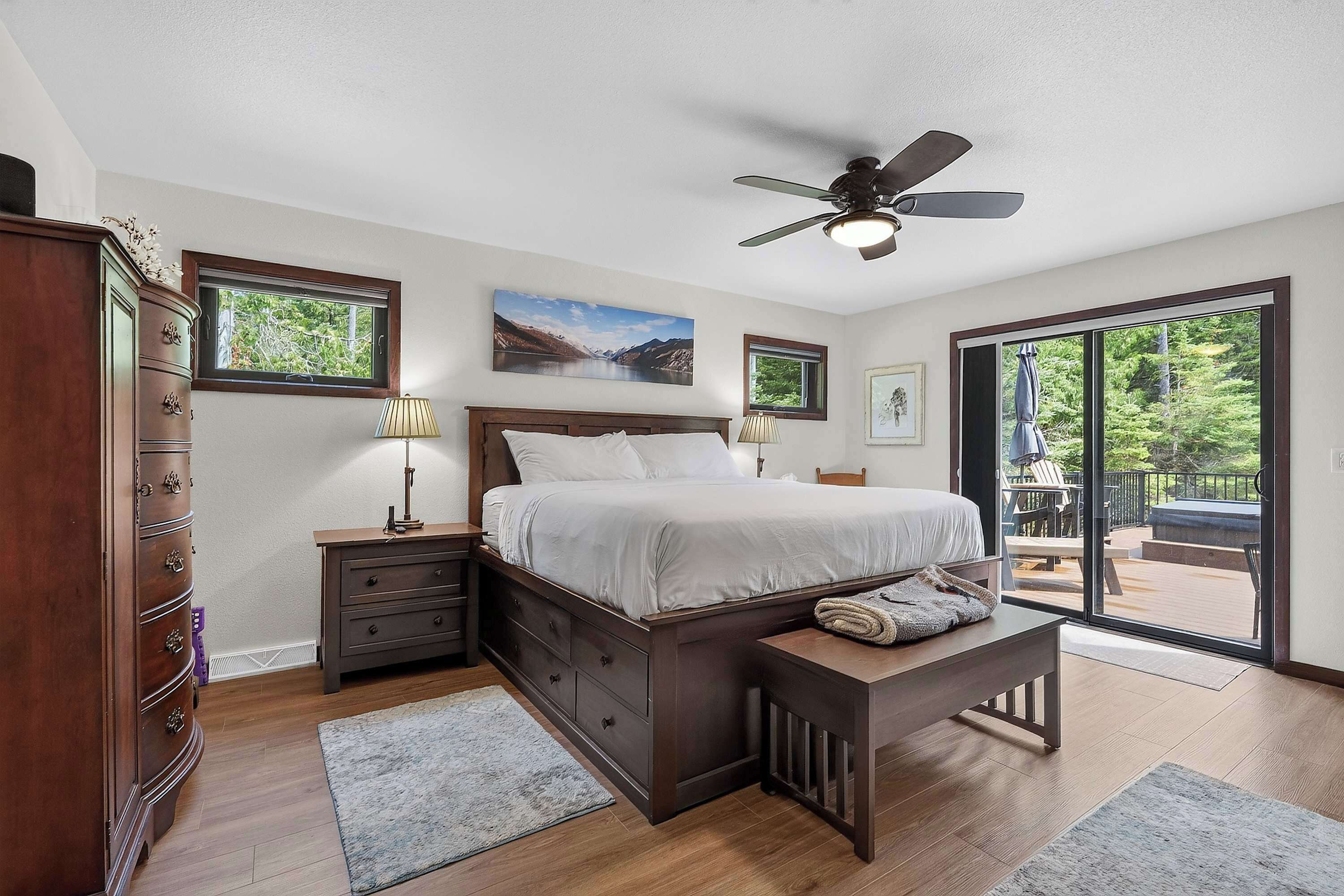 3 Schlafzimmer, Bügeleisen/Bügelbrett, WLAN, Bettwäsche