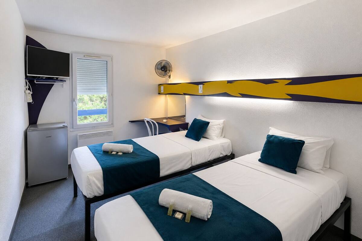Zweibettzimmer, Blick auf den Innenhof